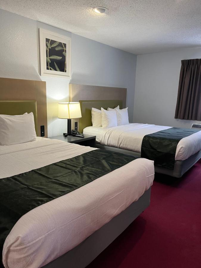 מוניסינג Pictured Rocks Inn And Suites מראה חיצוני תמונה